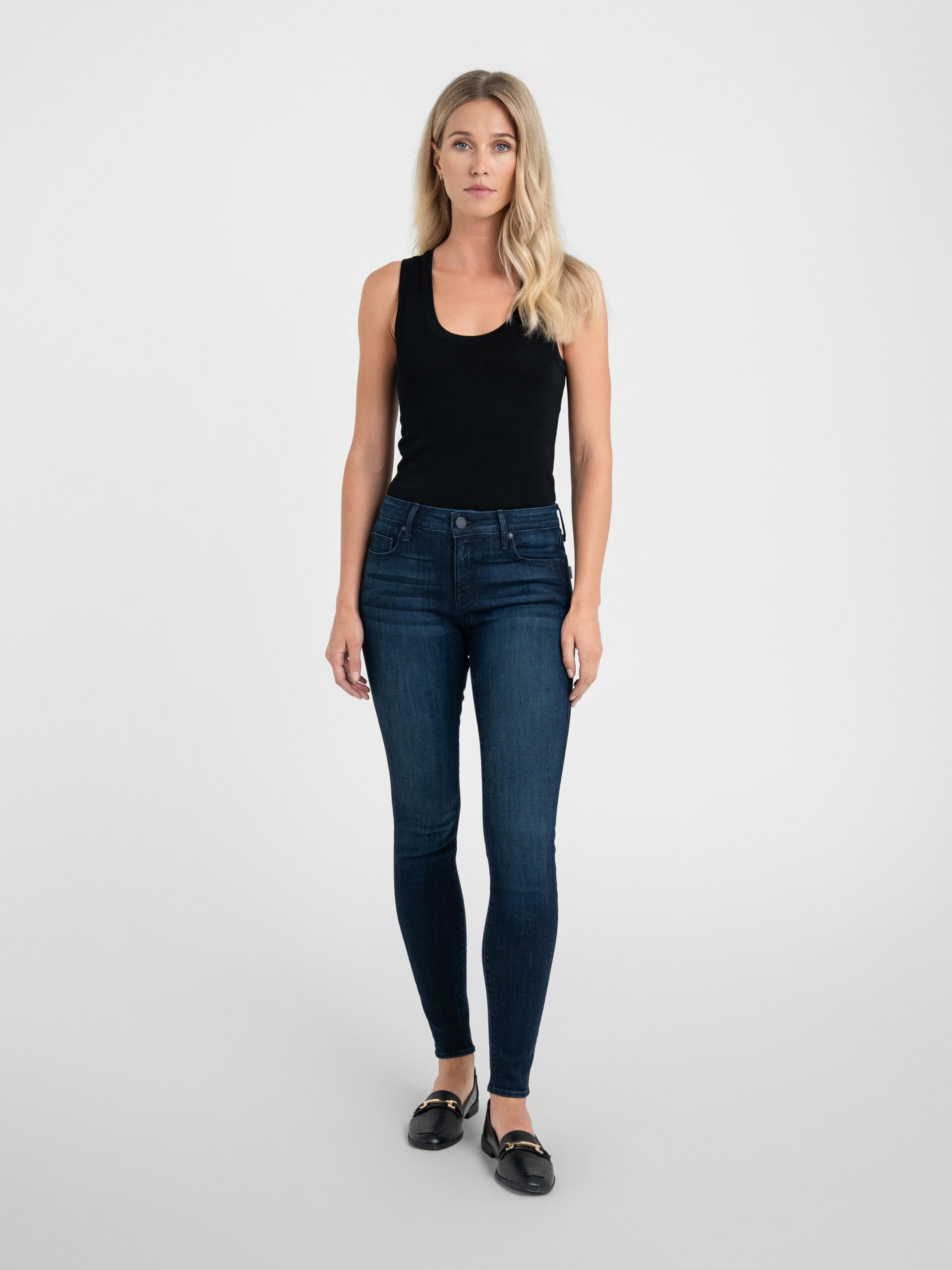 Bowery Skinny in Alanis