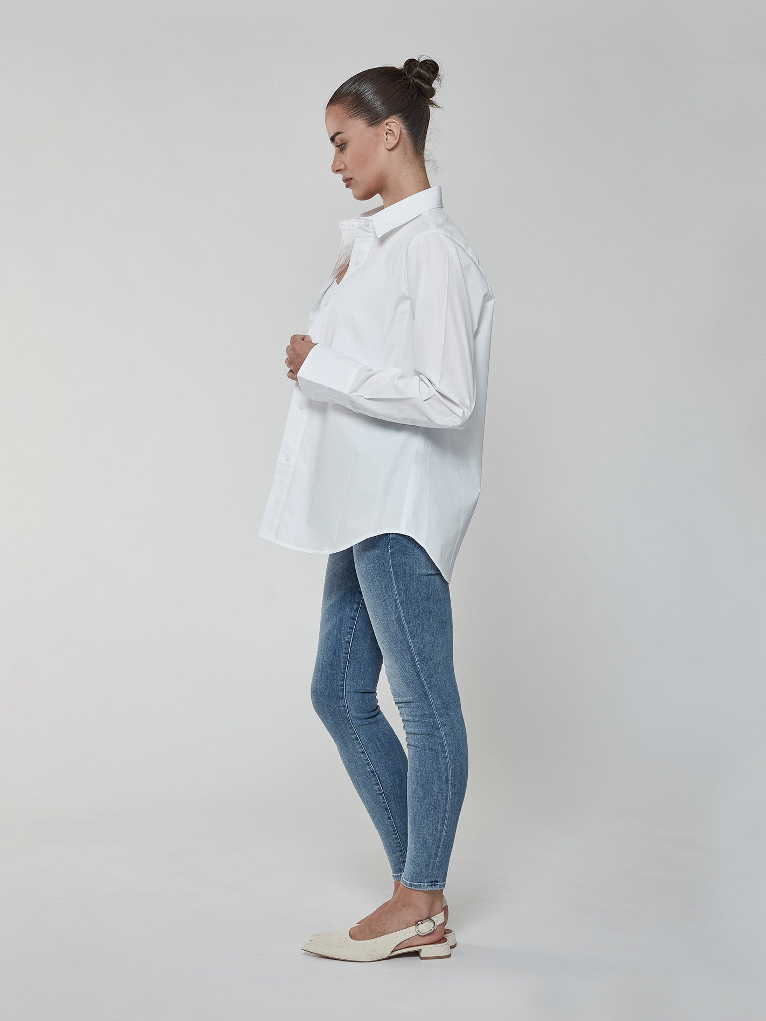 Billy Classic Button Down In White