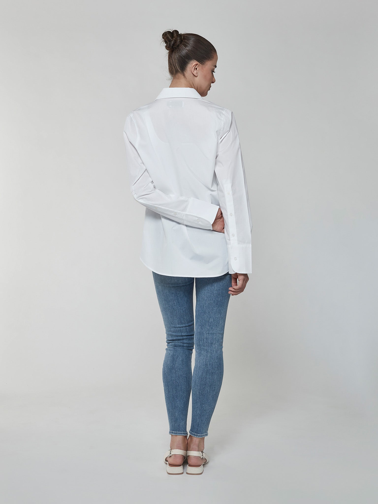 Billy Classic Button Down In White