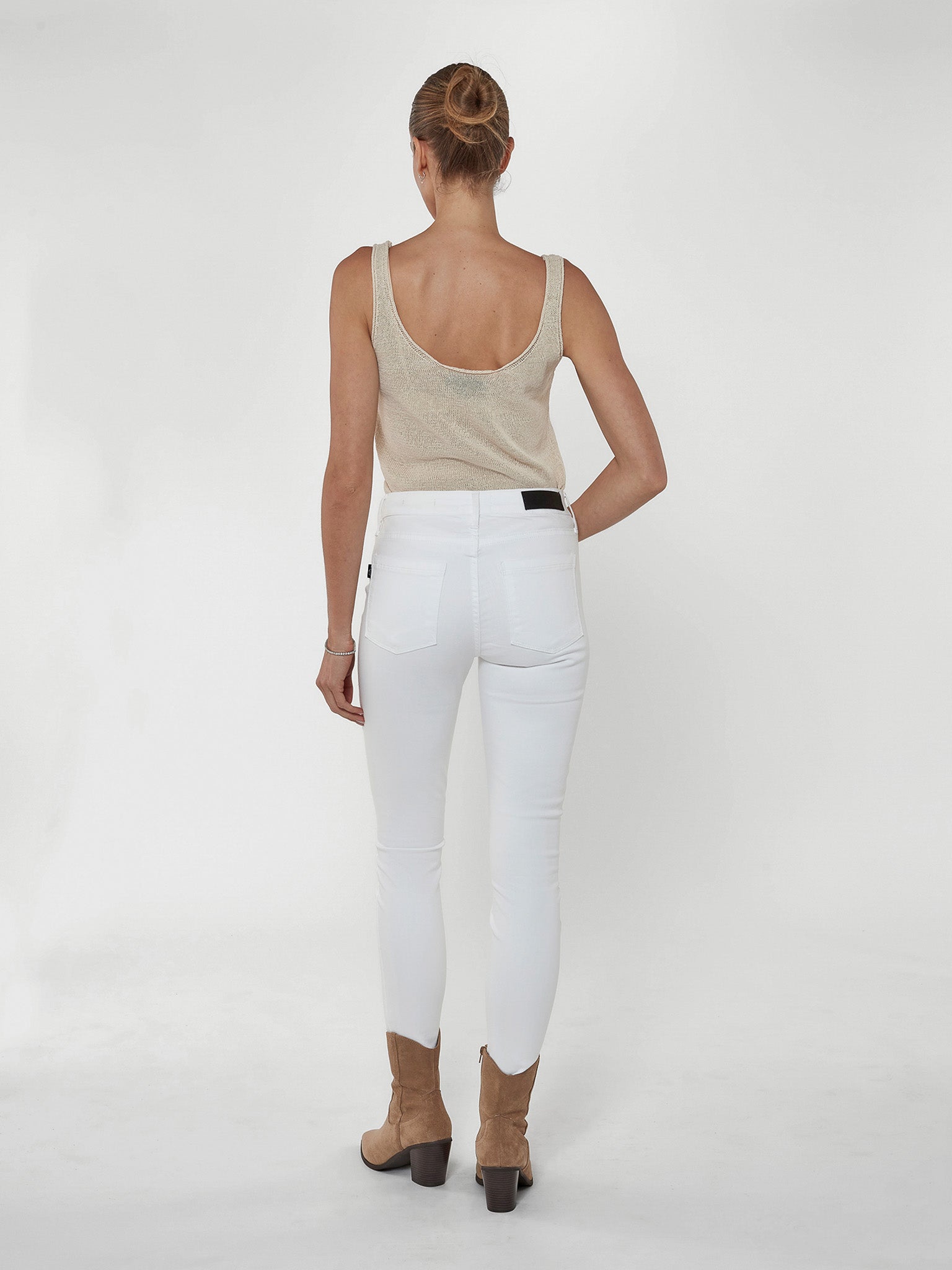 Bombshell Skinny in Eternal White