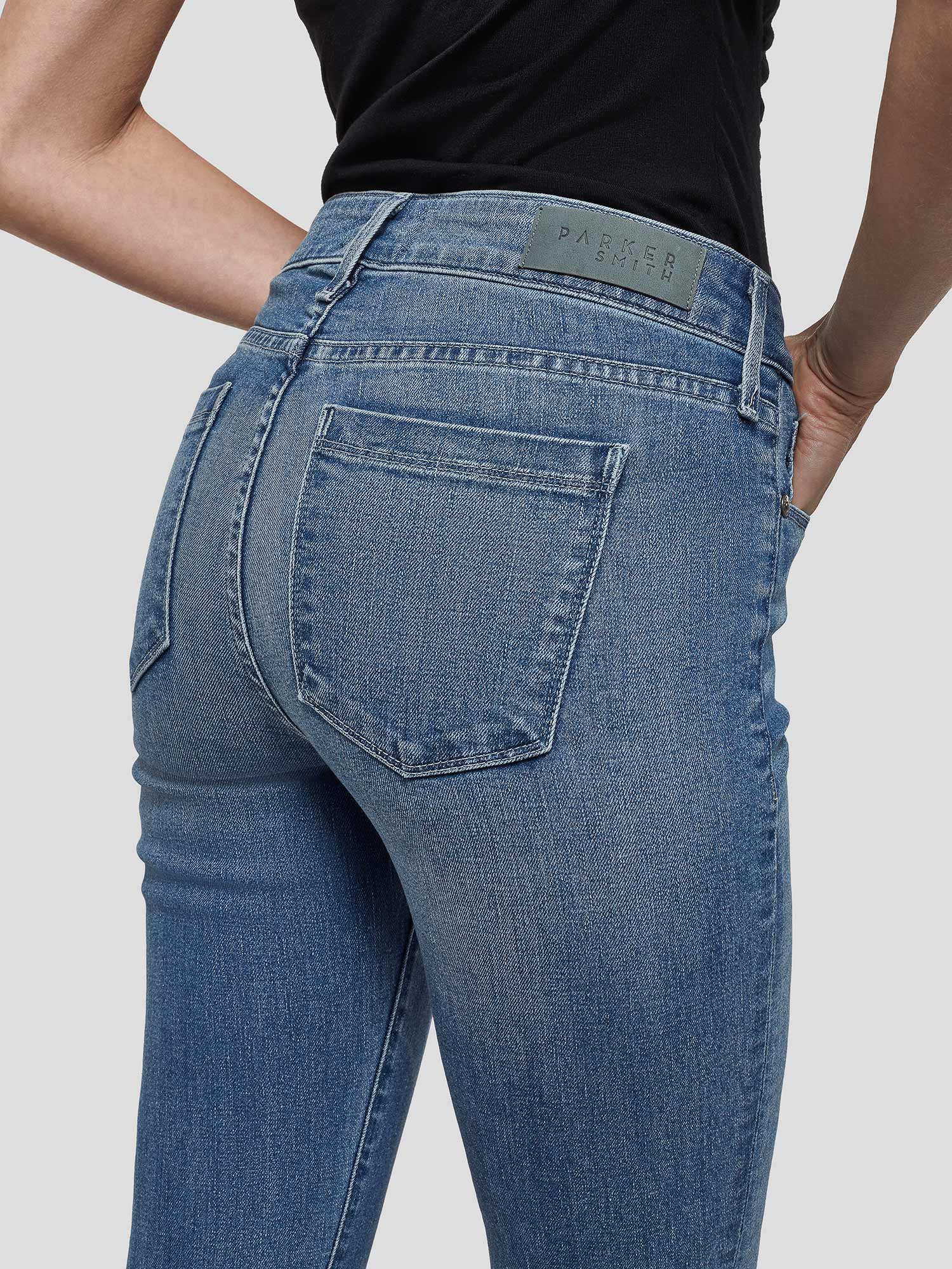 Bowery Skinny in Cove
