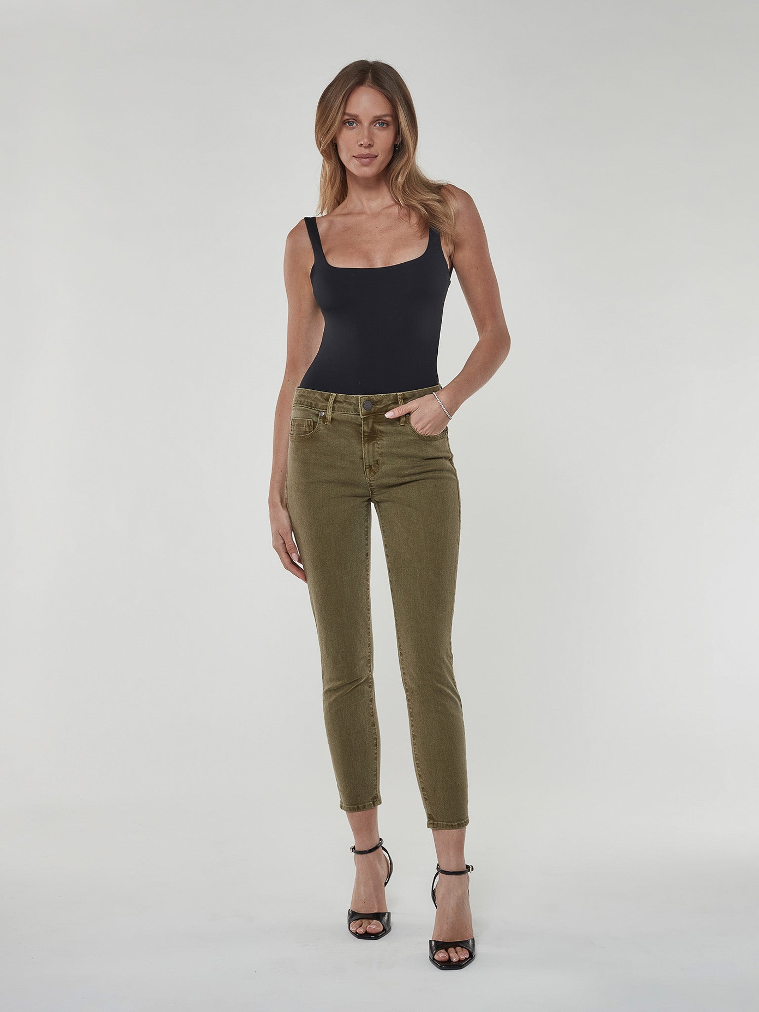 Bowery Crop Skinny in Army