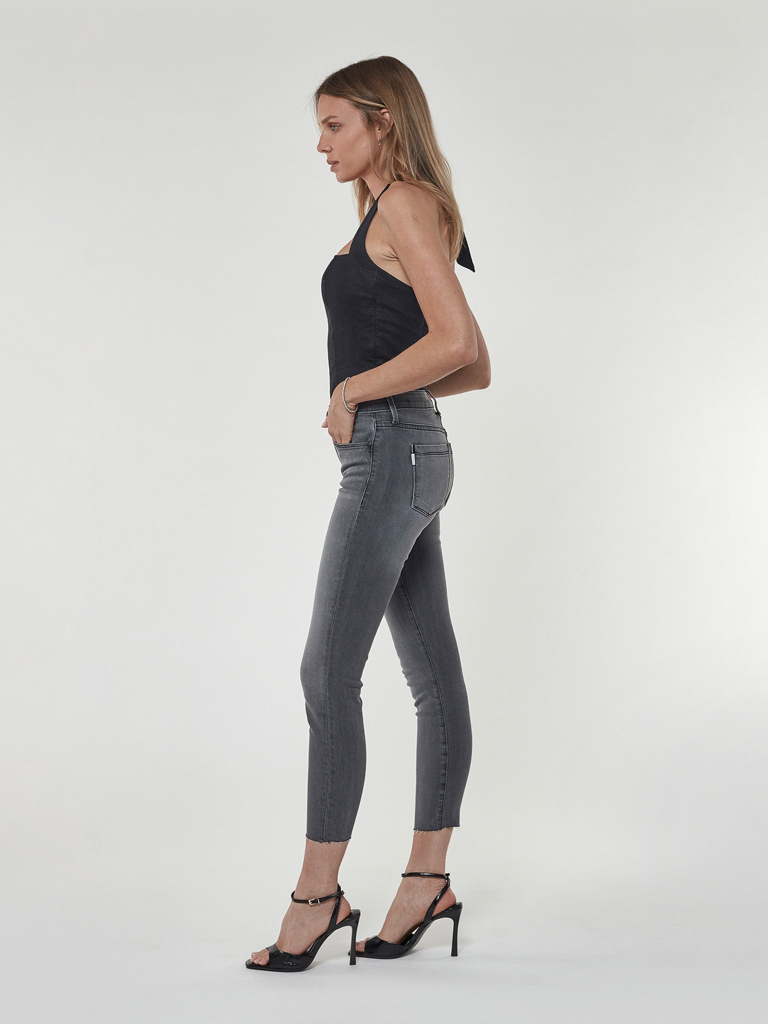 Bowery Crop Skinny w/Raw Hem in Carbon