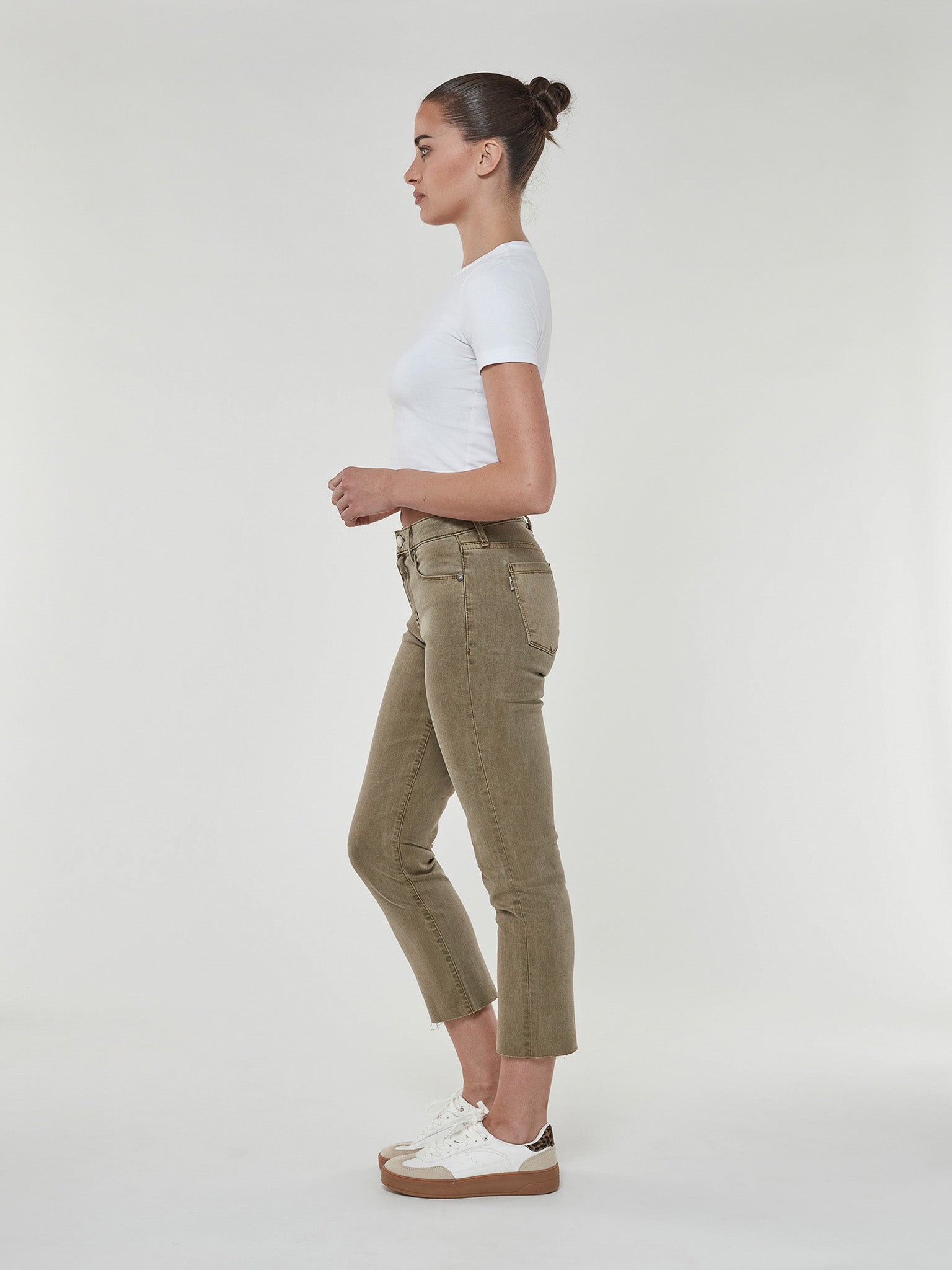 Byron Crop Straight w/Raw Hem Army