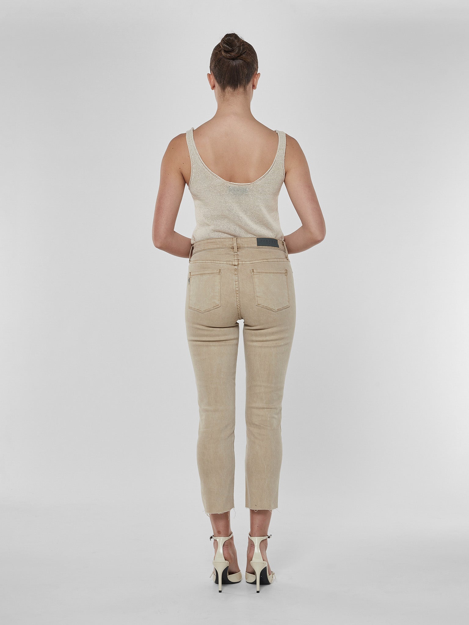 Byron Crop Straight w/Raw Hem Stone